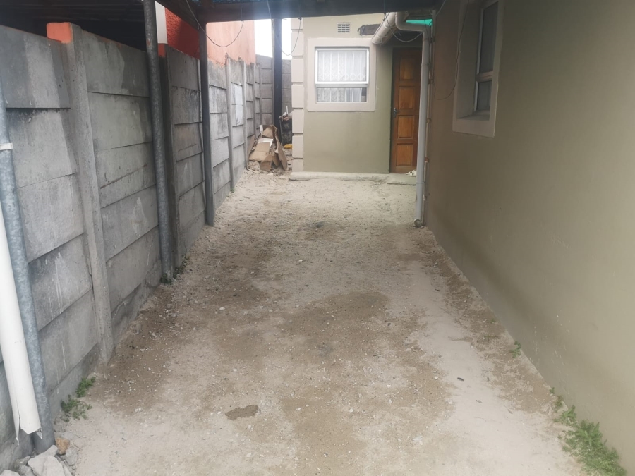 3 Bedroom Property for Sale in Khaya Western Cape